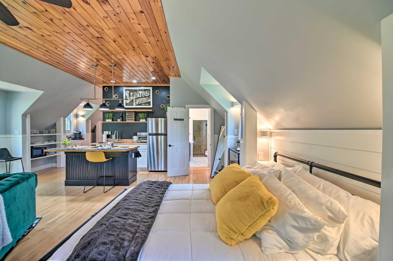 Stylish Studio With Fireplace About 3 Mi From Dtwn! Saratoga Springs Exterior foto